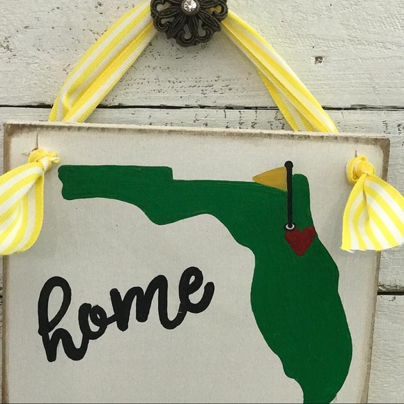 Meet your Posher, Jennifer - Picture 3 of 3